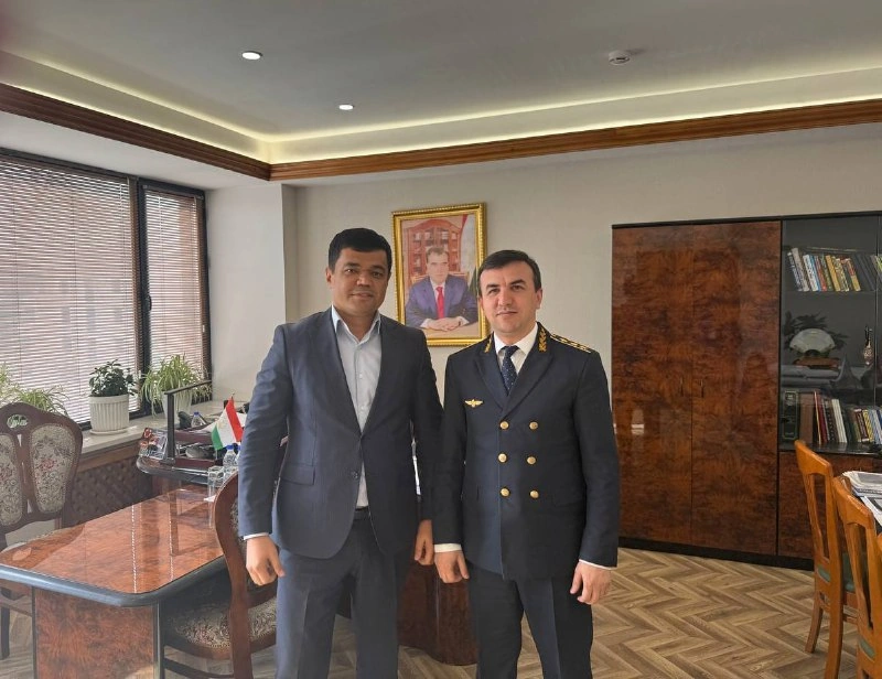 Uzbekistan, Tajikistan discuss measures to enhance freight rail connectivity