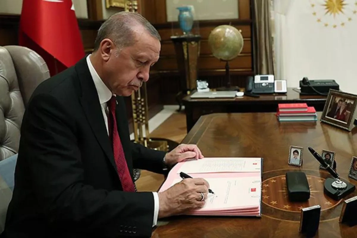 Türkiye reshuffles governors, recalls 7 to central posts