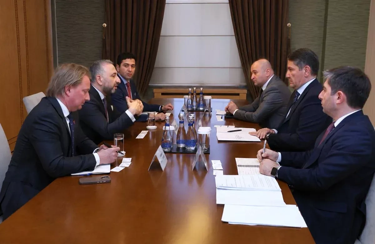 Azerbaijan, UAE deepen cooperation on strategic infrastructure financing