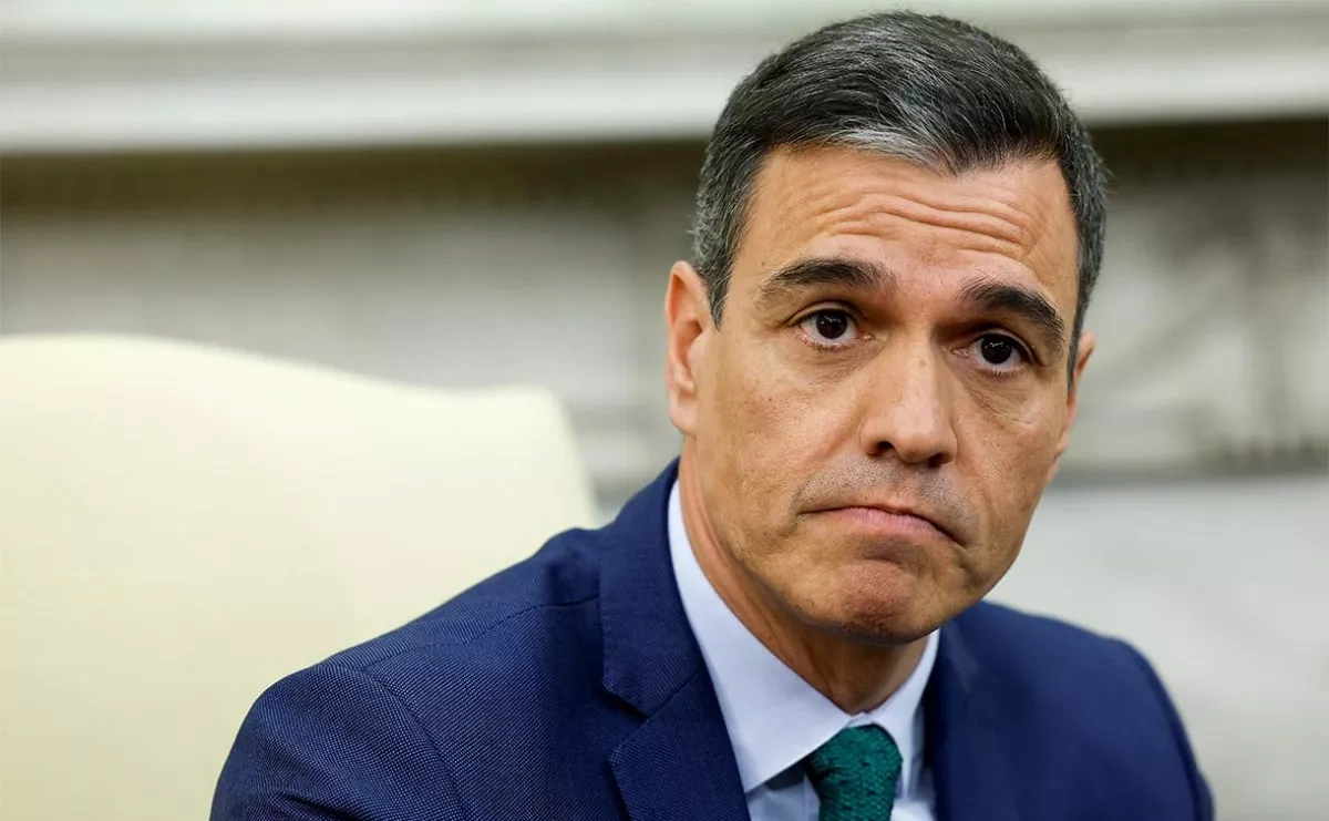 Spanish Prime Minister cancels Davos trip after deadly train collision