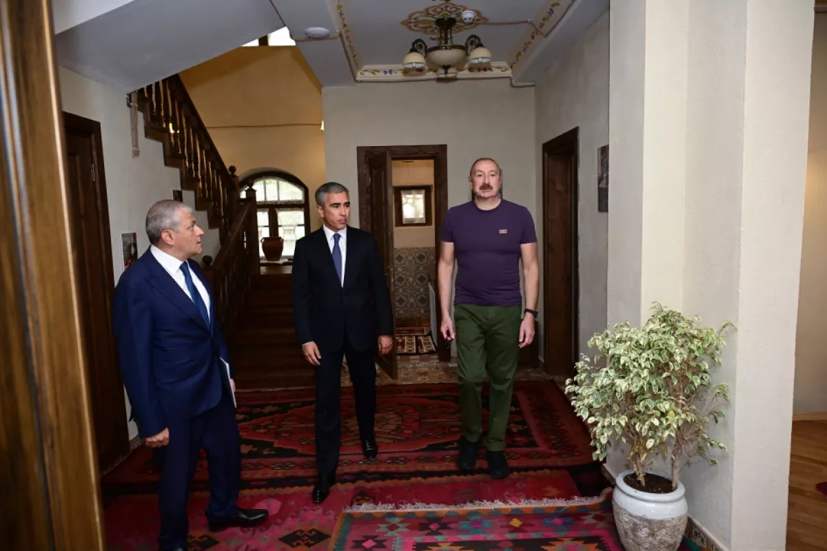 President Aliyev reviews restored buildings of “Yasaman” Hotel in Shusha PHOTO