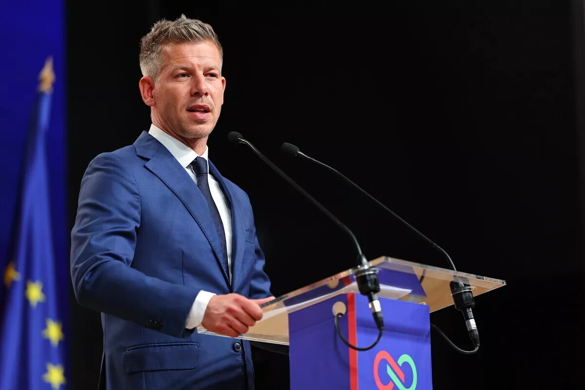 Hungary offers diplomatic role in Ukraine conflict resolution