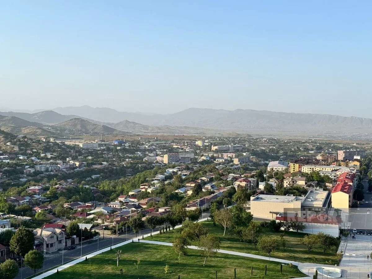 Azerbaijan's Khankandi welcomes Georgian journalists, bloggers PHOTO