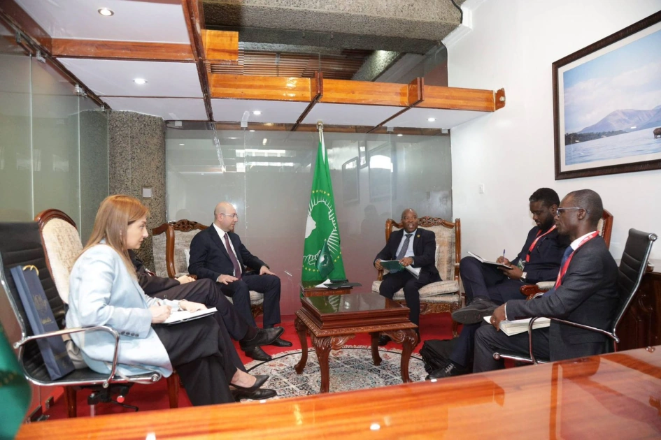 Azerbaijani delegation participates in the 2nd Africa Urban Forum (PHOTO)