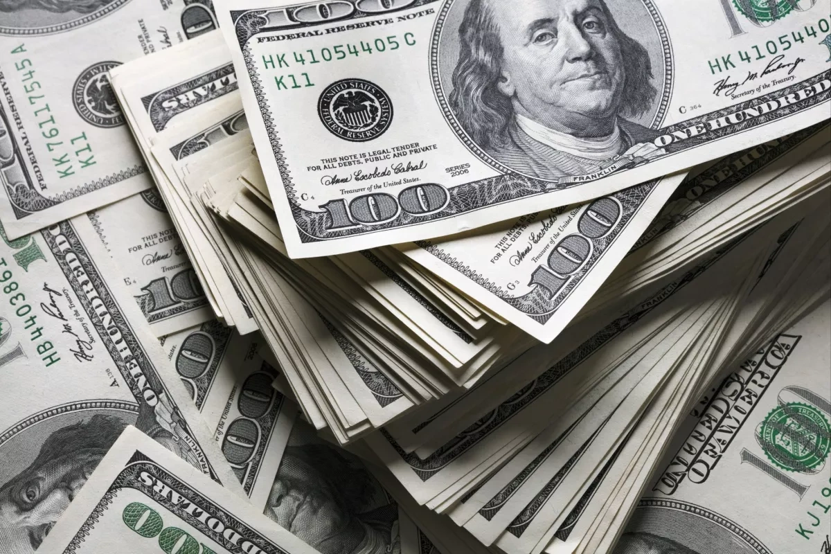 War with Iran boosts the US dollar