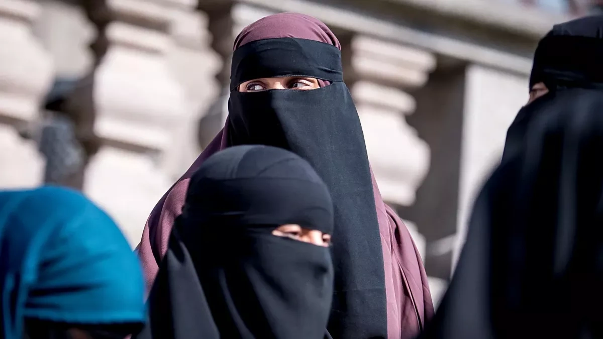 Portugal becomes next European country to ban burqas in public