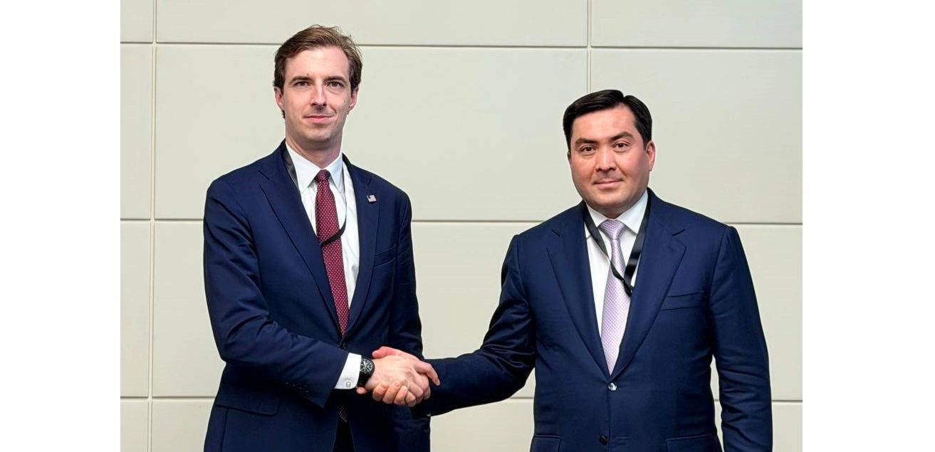 Kazakhstan, U.S. discuss Trans-Caspian route development at Baku Energy Week