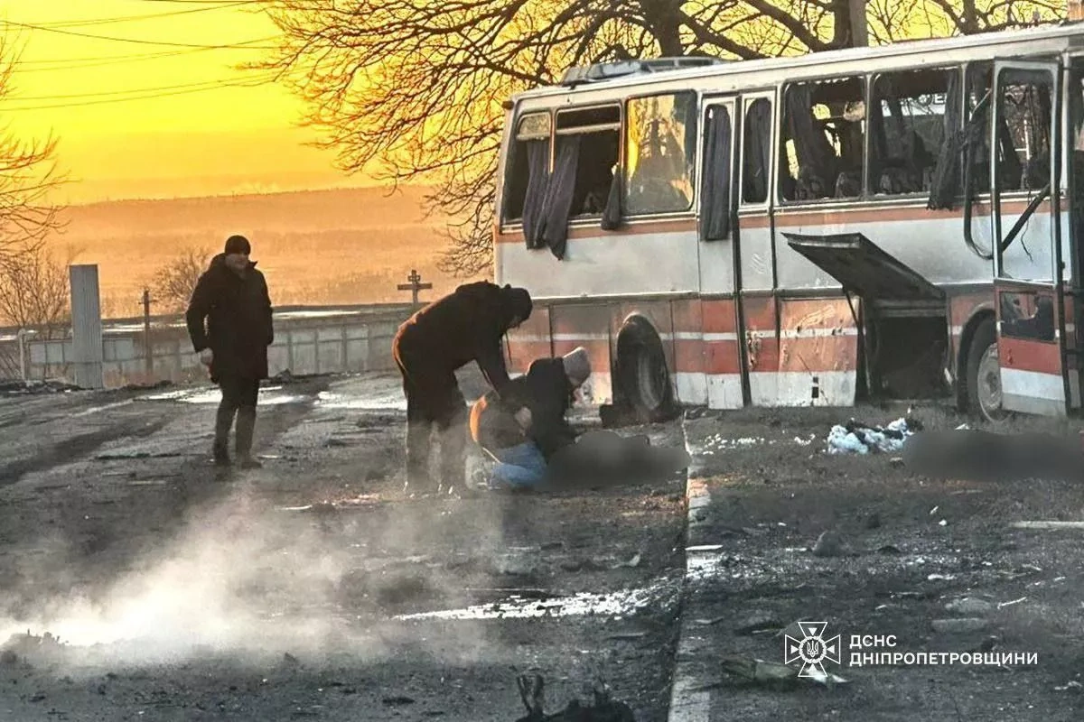 Russian drones attack miner bus in Ukraine's Dnipropetrovsk, 15 dead photo