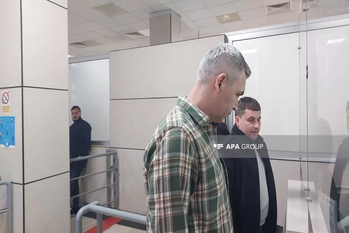 Russian embassy staff evacuated from Iran via Azerbaijan PHOTO