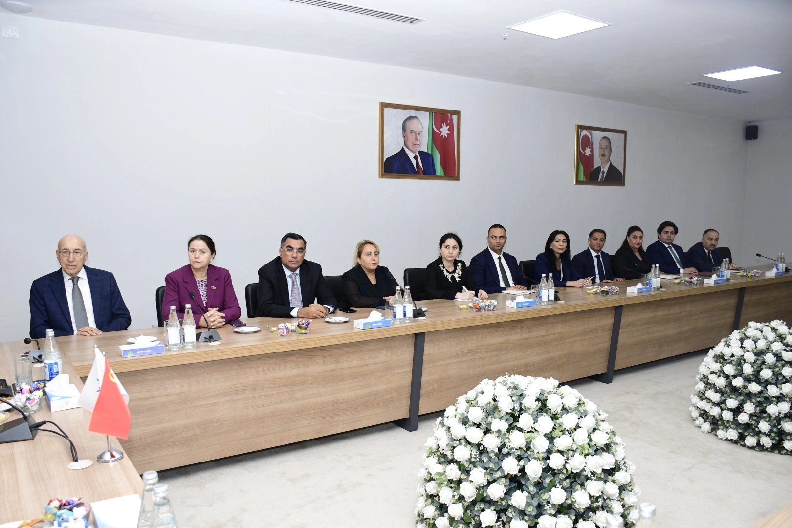 Azerbaijan, China deepen dialogue on strategic ties (PHOTO)