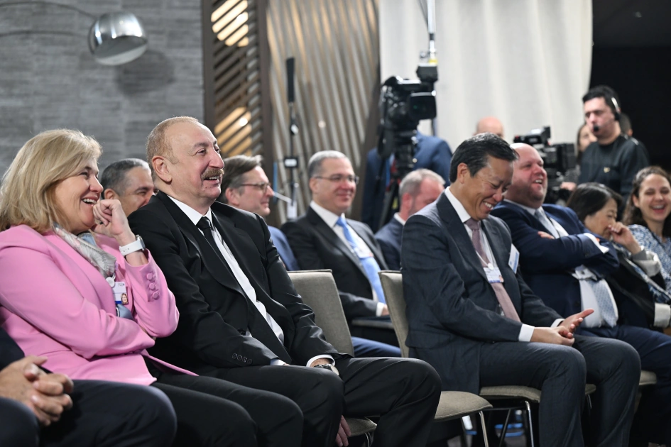President Ilham Aliyev attends “Azerbaijan Executive Breakfast” event in Davos (PHOTO)