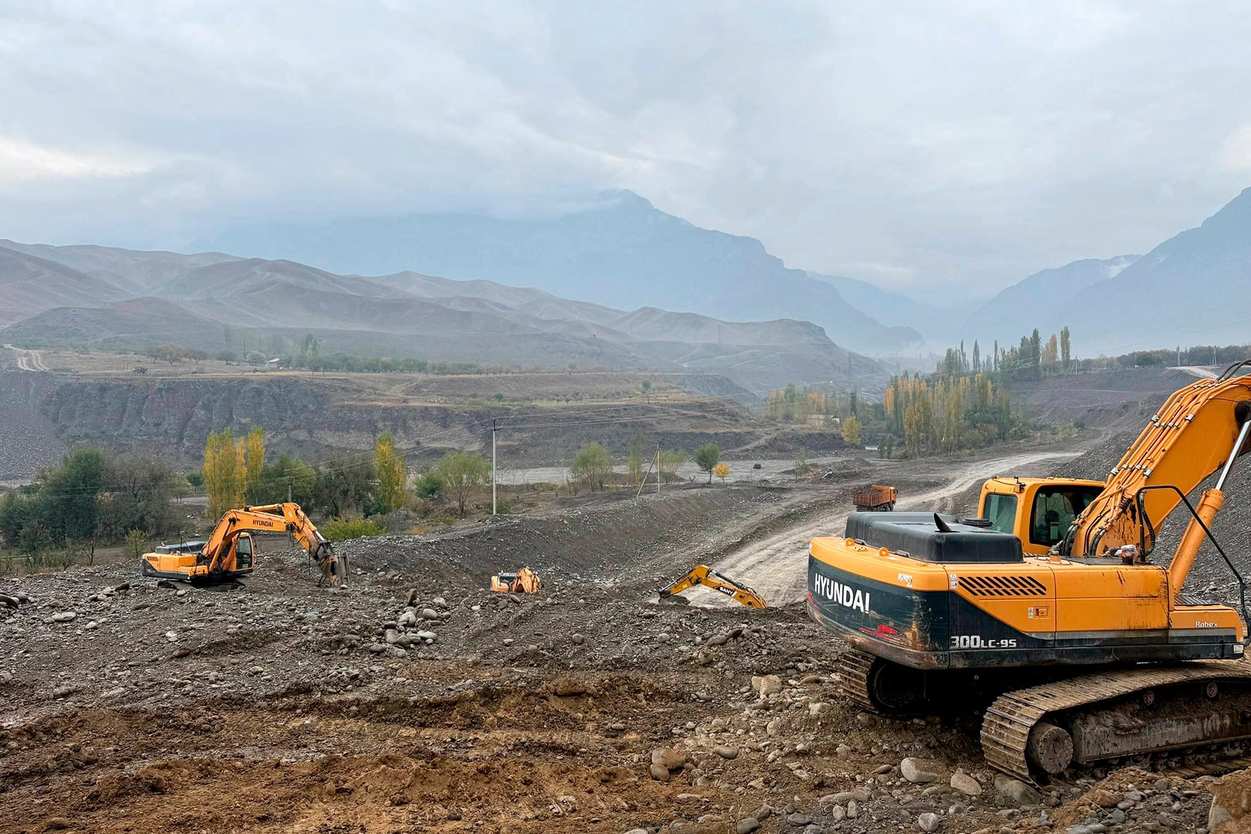 Uzbekhydroenergo builds 15-MW Sokh hydropower plant in Fergana