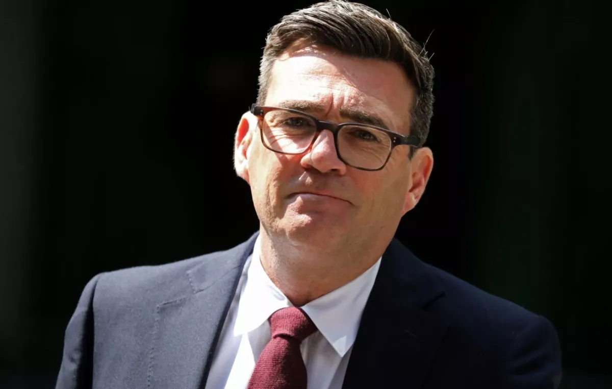 UK PM Burnham takes holiday two weeks after entering office