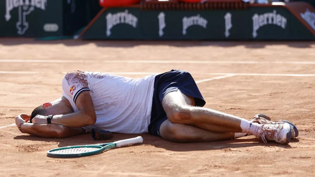 Scorching Paris: Heatwave turns French Open into survival test