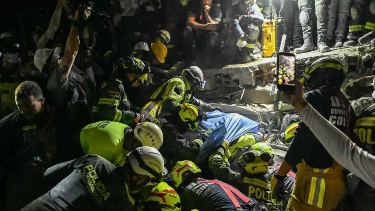 Woman pulled alive from rubble after 36 hours following Colombia quake