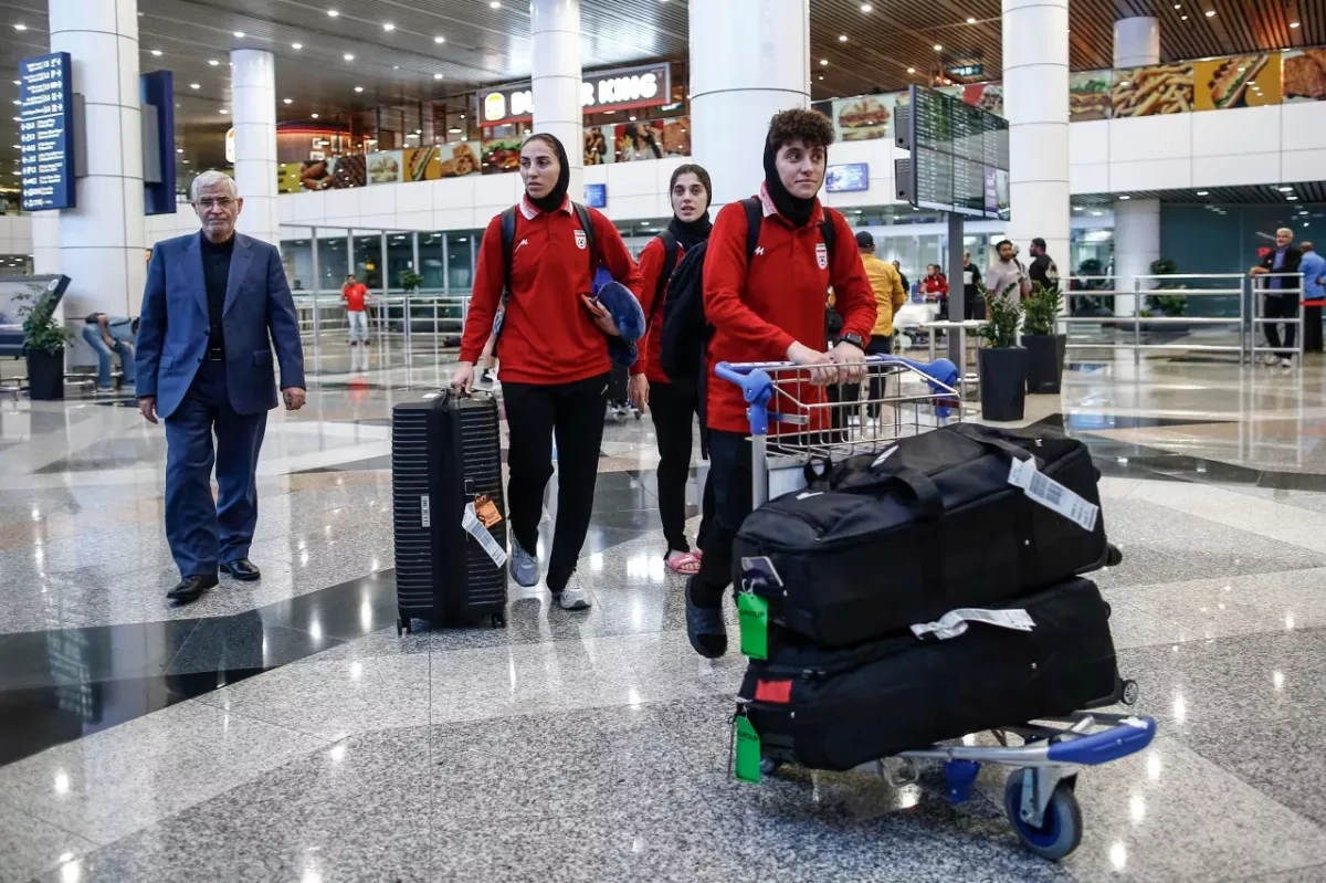 Australia urgently relocates six Iranian athletes after one reconsiders asylum