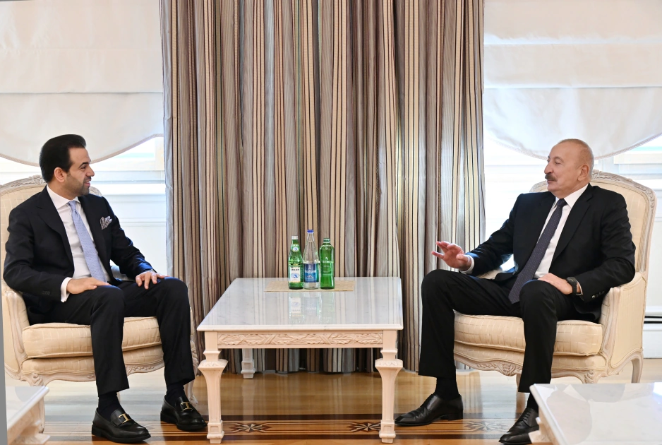 President Ilham Aliyev receives Secretary-General of Muslim Council of Elders (PHOTO)
