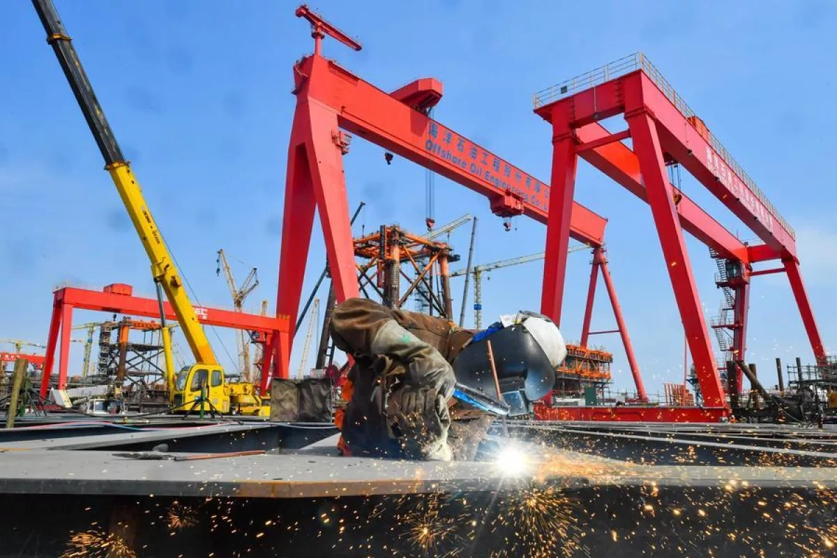 China sets new record for offshore oil and gas production