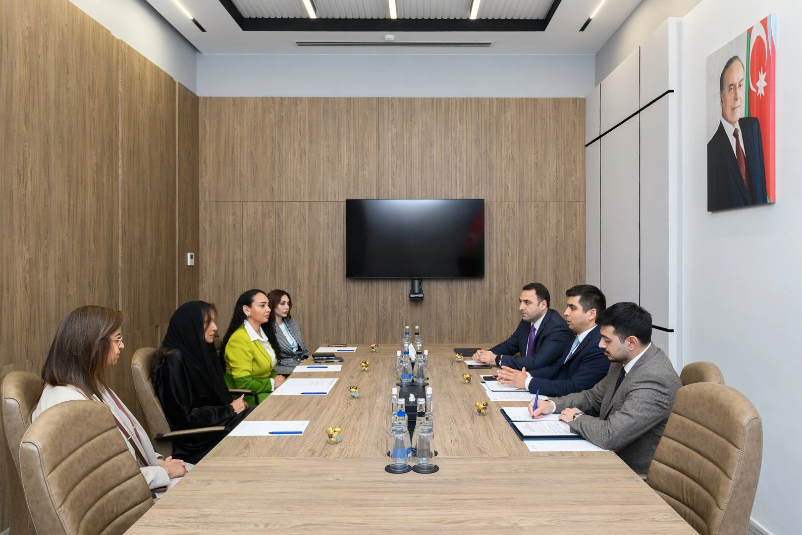 Azerbaijan, Saudi Arabia, explore opportunities for co-op in AI and digital literacy