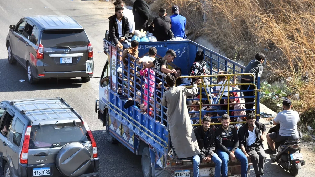 Israel maintains restrictions on return to border villages in Lebanon