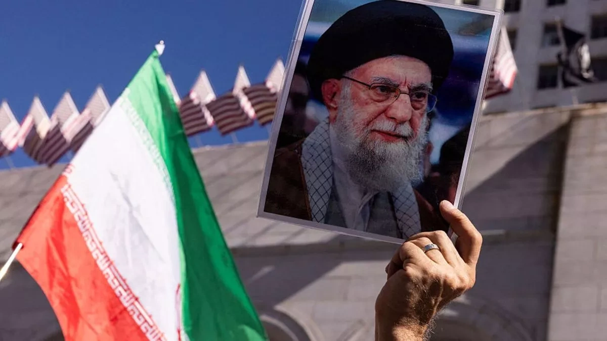 CBS News: Iranian flag found in home of Austin shooting suspect