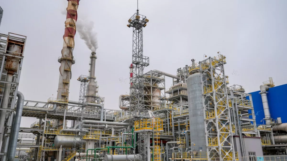 Kazakhstan cracks down on $1.96-million fuel theft at Shymkent refinery PHOTO