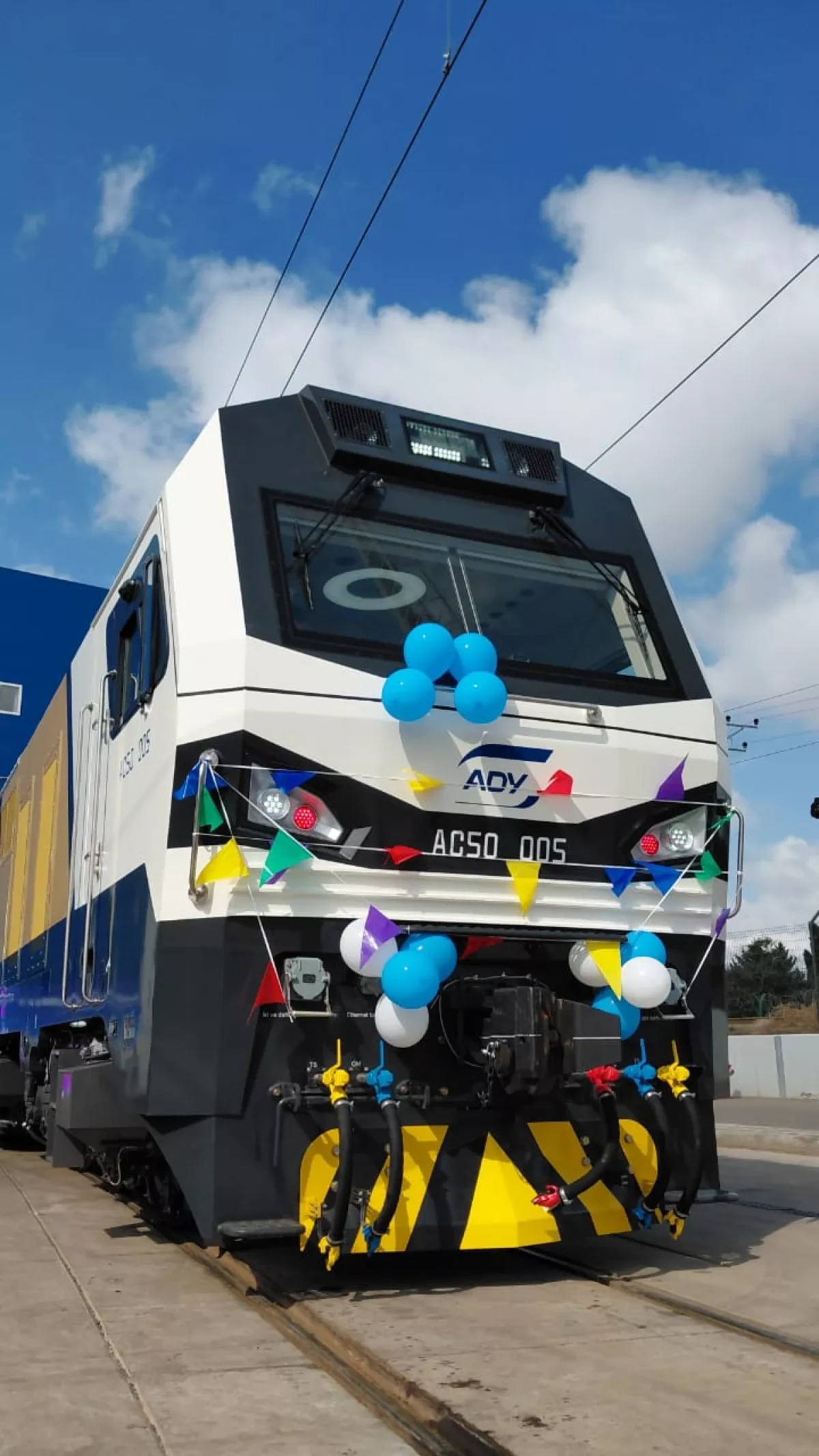 Azerbaijan unveils new Chinese-made freight locomotives for TRIPP PHOTO/VIDEO