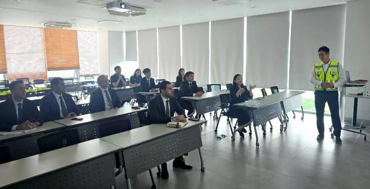 Azerbaijani delegation visits South Korea to study customs systems PHOTO