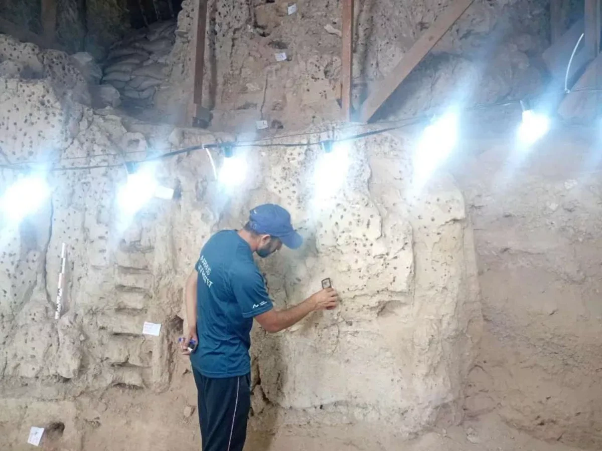 International team opens new front in Azykh Cave excavations PHOTO
