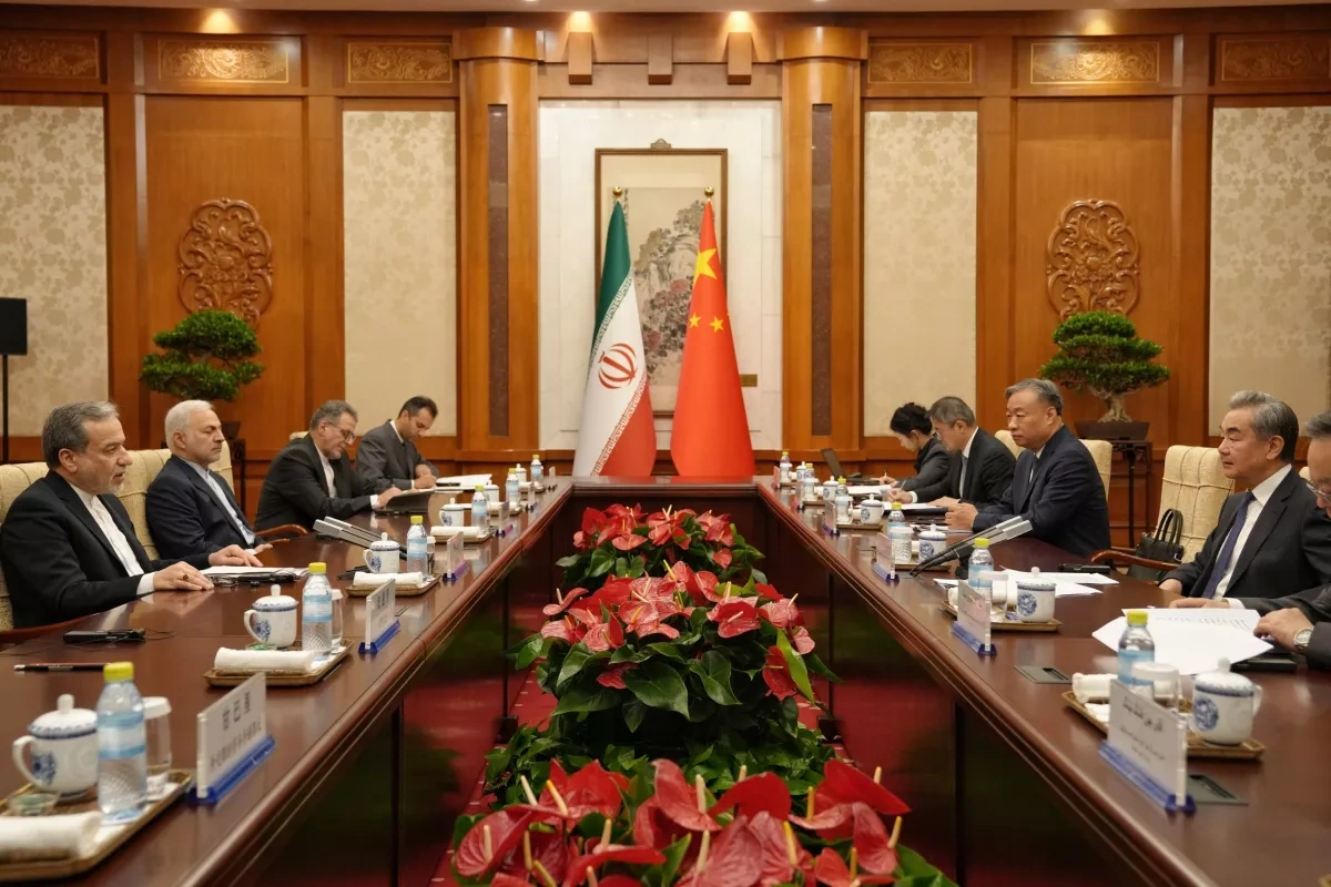 Iranian foreign minister holds talks in China ahead of Trump visit PHOTO