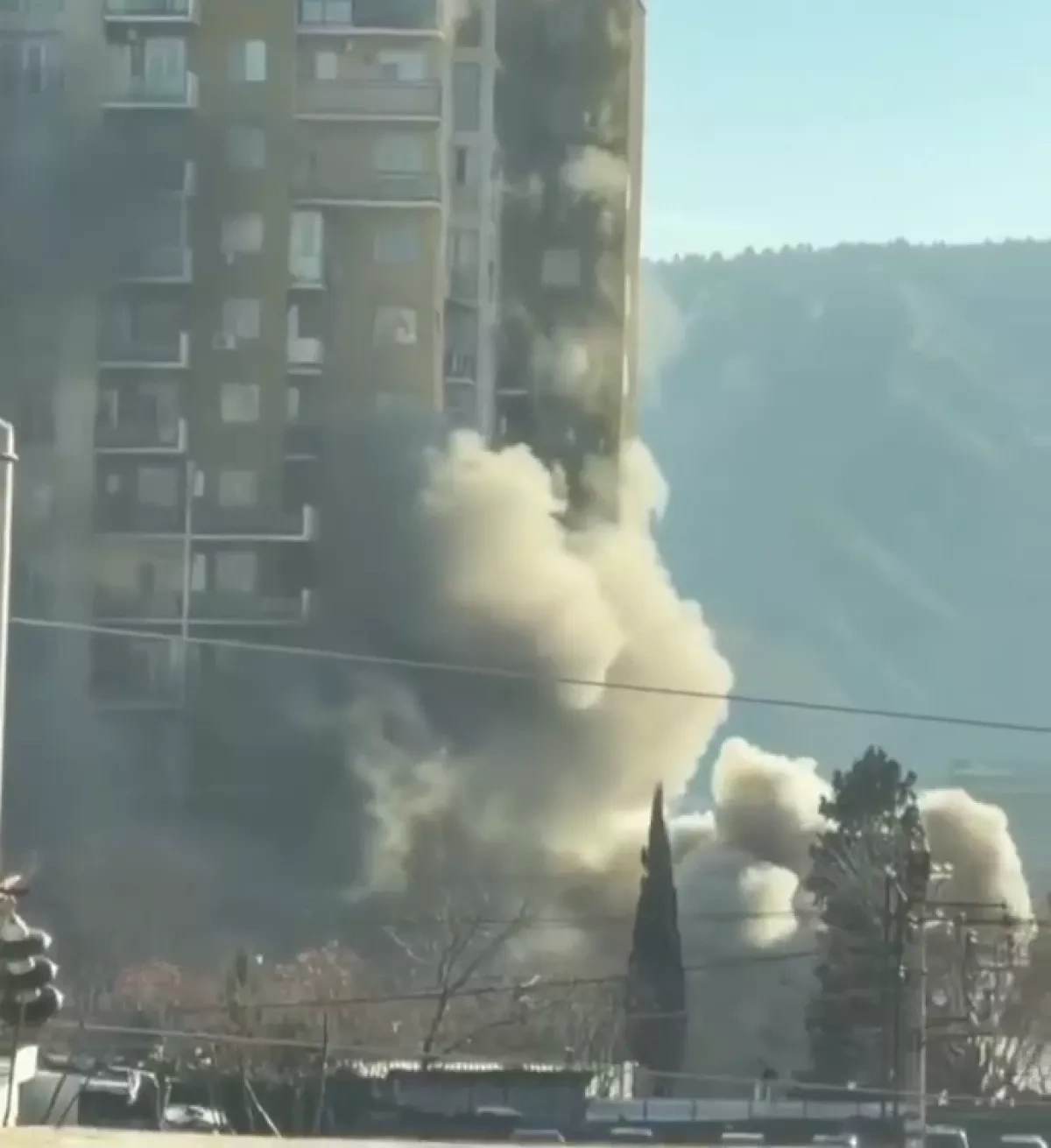 Fire breaks out at auto parts market in Tbilisi