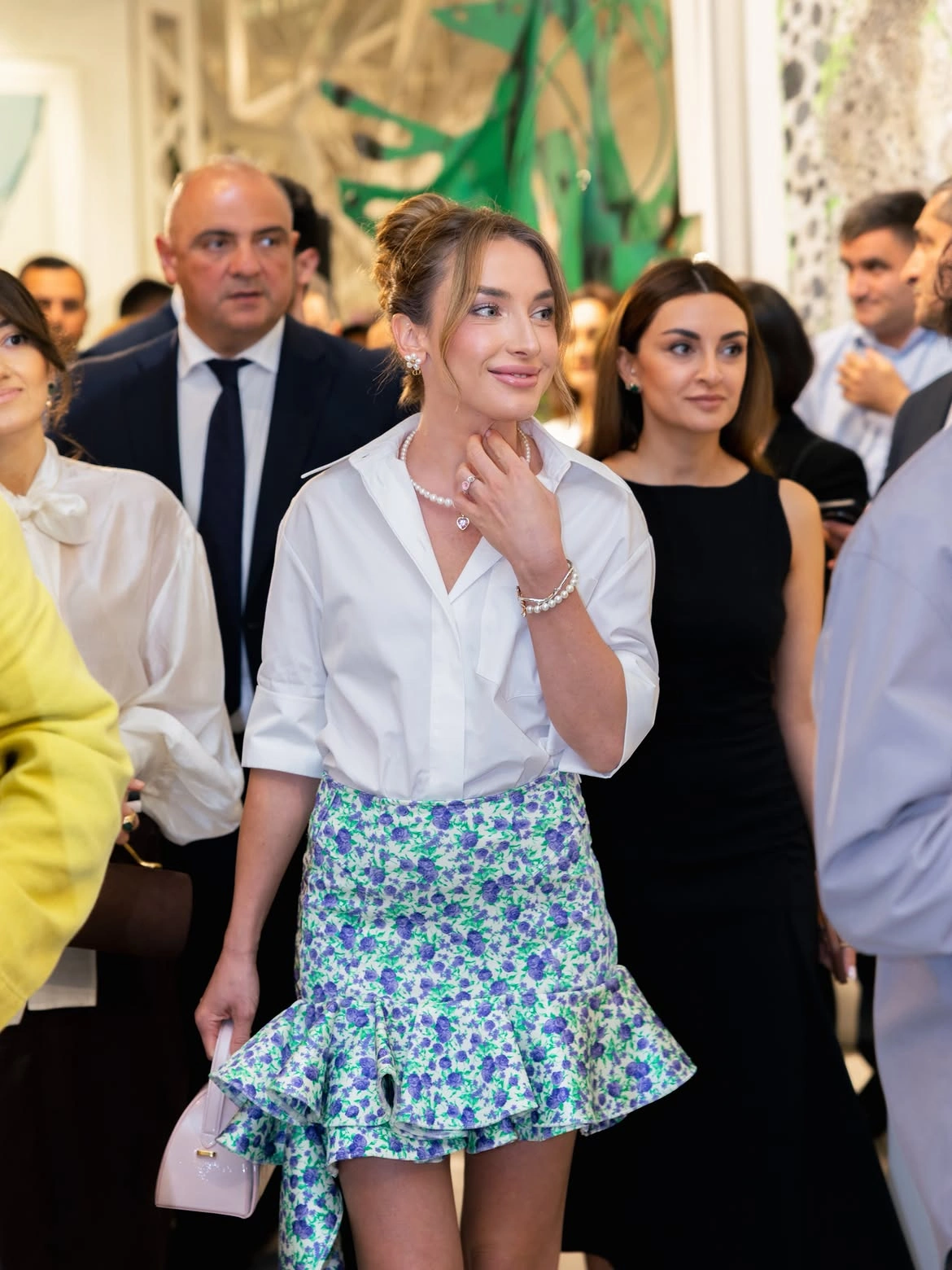 Alena Aliyeva shares post from Anar Huseynzade’s exhibition “O” (PHOTO)