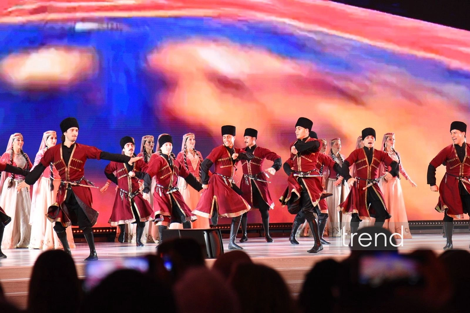 Baku hosts closing ceremony of WUF13 (LIVE/PHOTO)