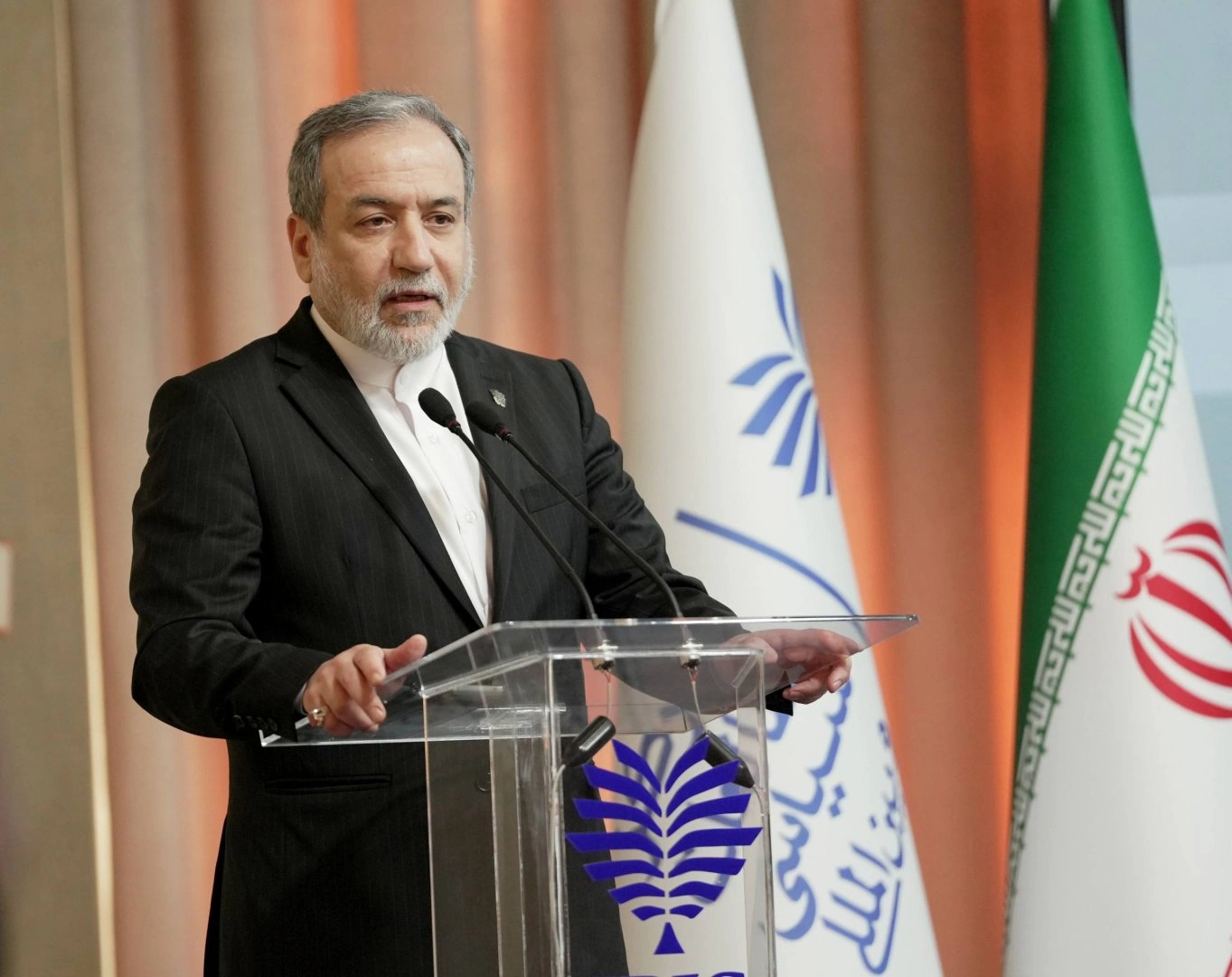 Strait of Hormuz will no longer be managed according to previous model – Iranian FM