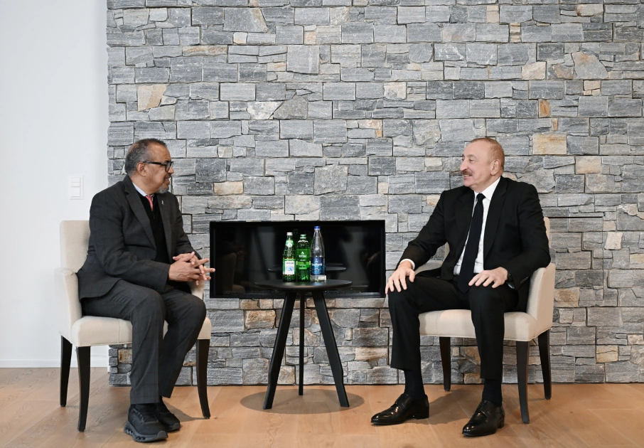 President Ilham Aliyev meets with Director-General of the World Health Organization in Davos (PHOTO)