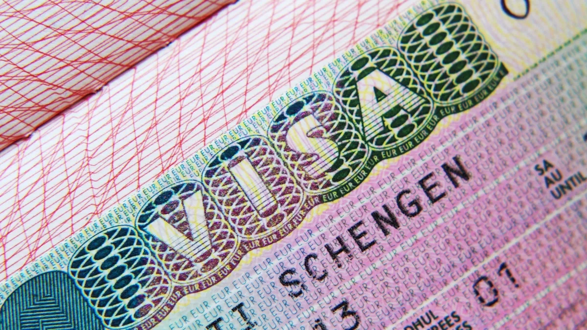 Schengen states reject 43,000 Russian visa applications in 2025