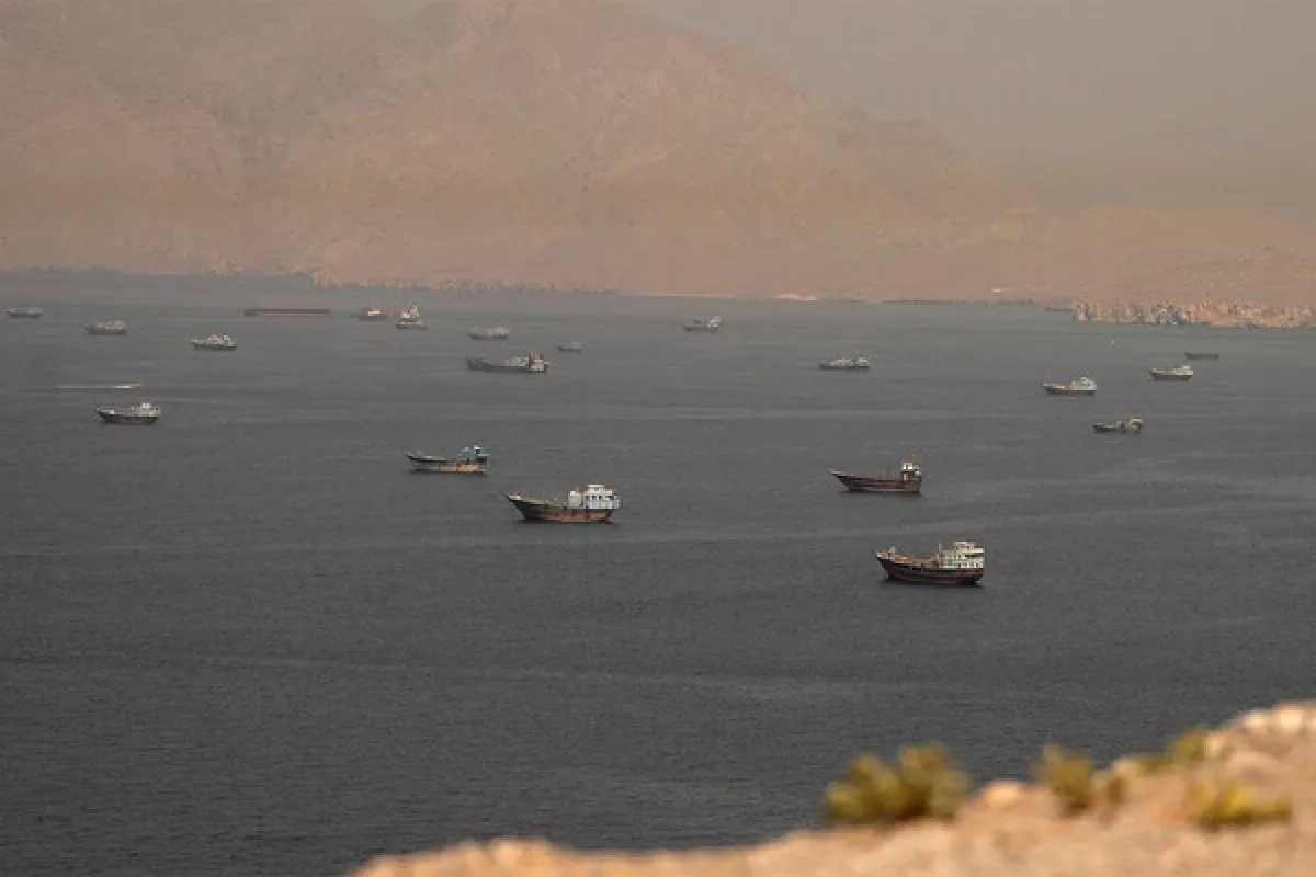 Iran lifts restrictions on Iraqi shipping through Strait of Hormuz