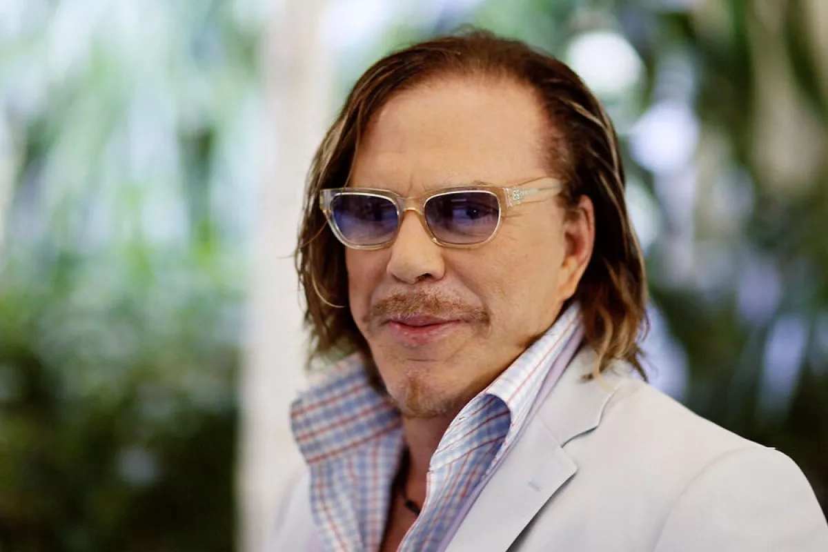 Actor Mickey Rourke faces eviction over unpaid rent