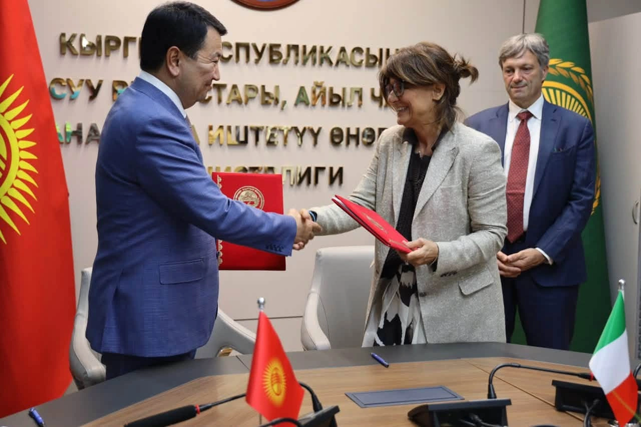 Kyrgyzstan, Italy seal agriculture mechanization cooperation deal