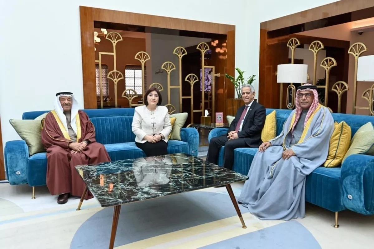 Azerbaijan's Speaker arrives in Bahrain for APA Plenary Session PHOTO