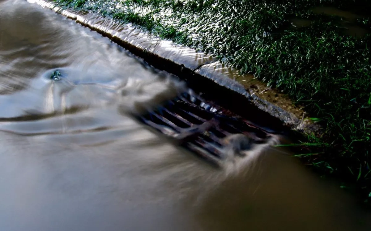Heavy rain causes flooding, transport disruption in Tbilisi VIDEO