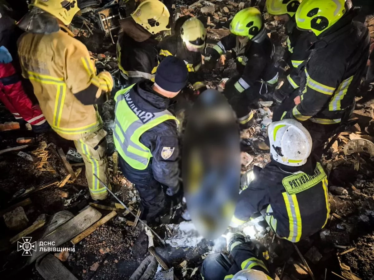 Rescue operations end after deadly explosion in village in western Ukraine Photo