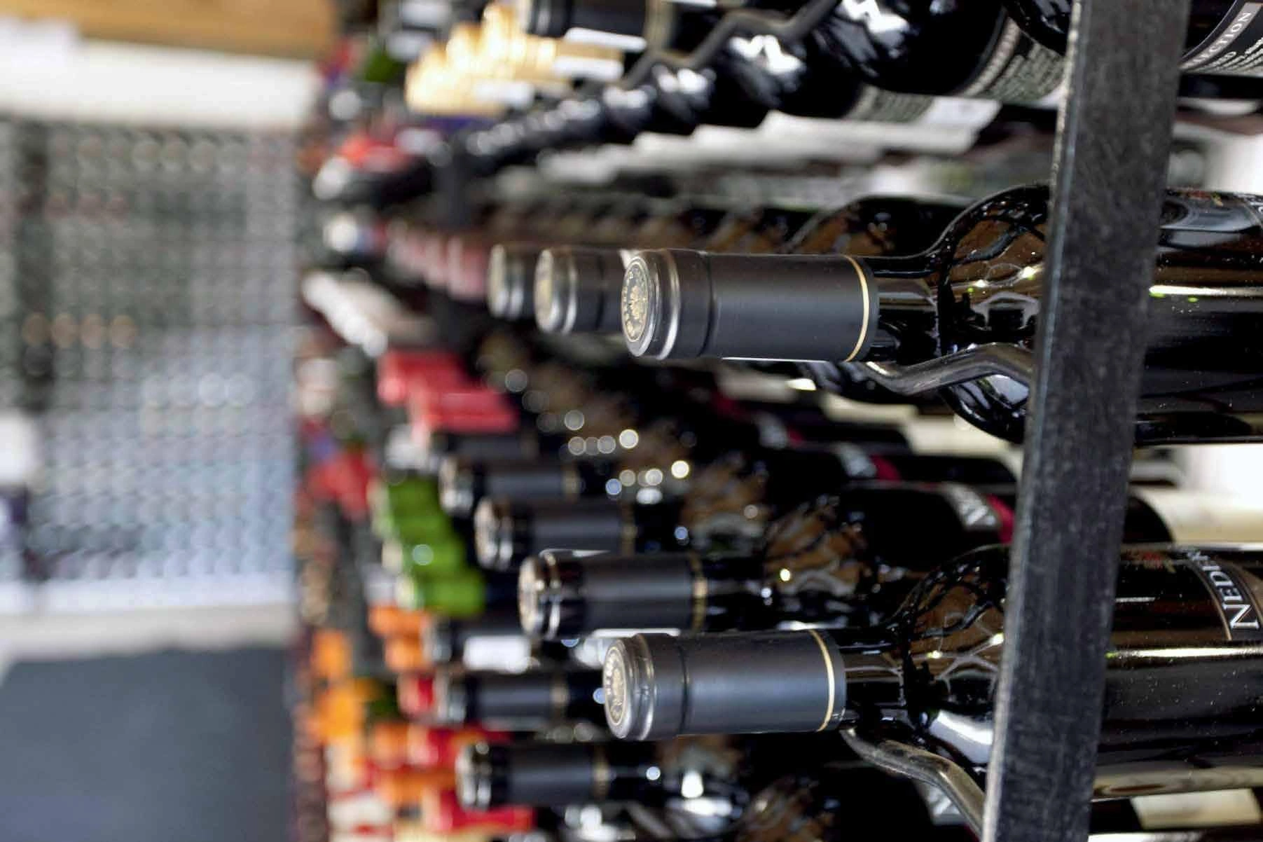 What is holding back winemaking in Azerbaijan? Requiem for the grapevine