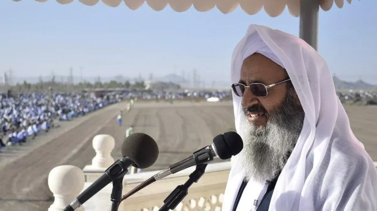 Senior Iranian cleric denounces killing of protesters