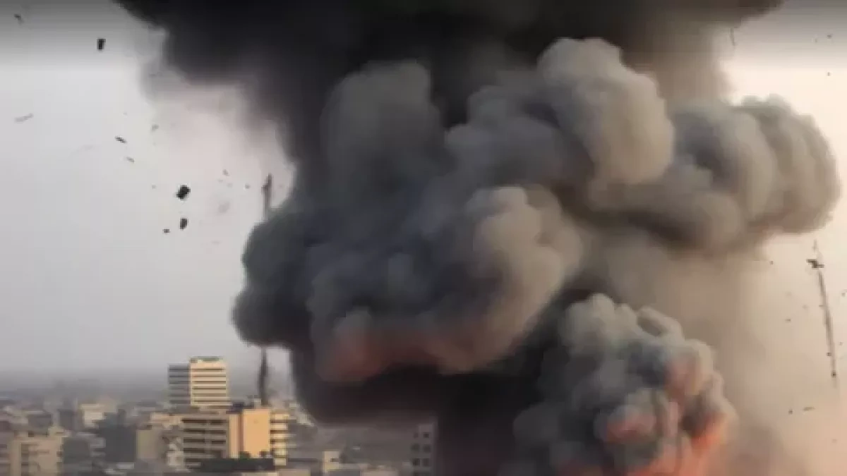 Explosion in southeastern Iran destroys armoured vehicles