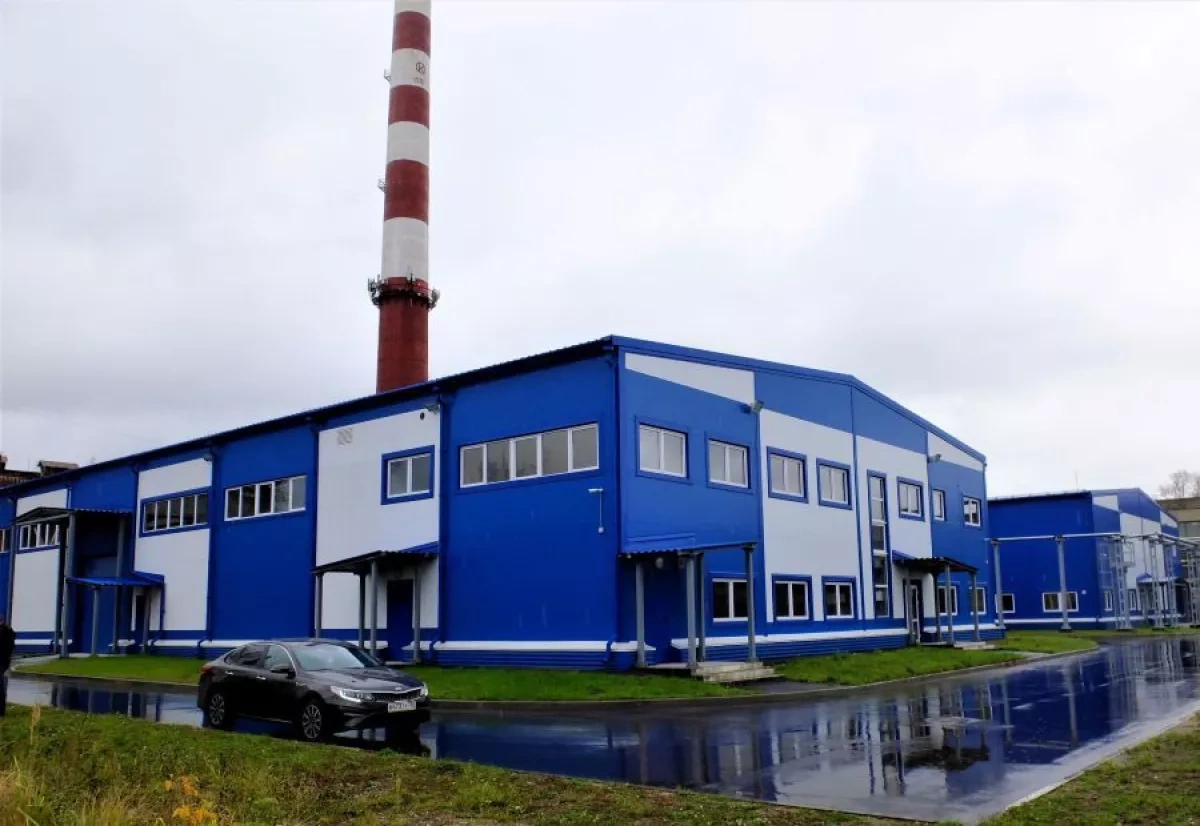 Drone strikes pipe at Karbolit chemical plant in Moscow region VIDEO / PHOTO