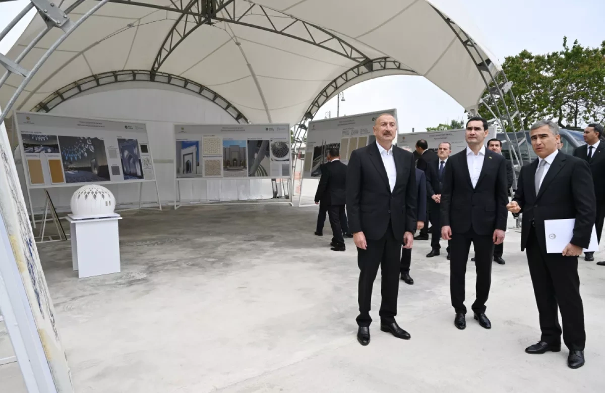 Azerbaijani, Turkmen presidents assess ongoing construction at Shusha mosque complex PHOTO