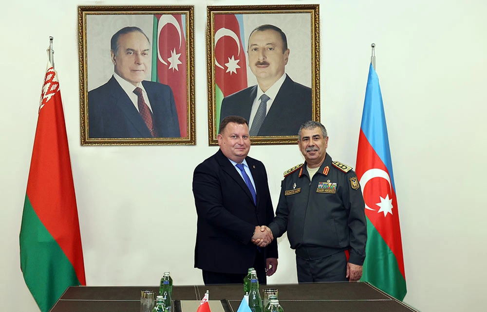 Azerbaijan, Belarus discuss prospects for military-technical co-op (PHOTO)