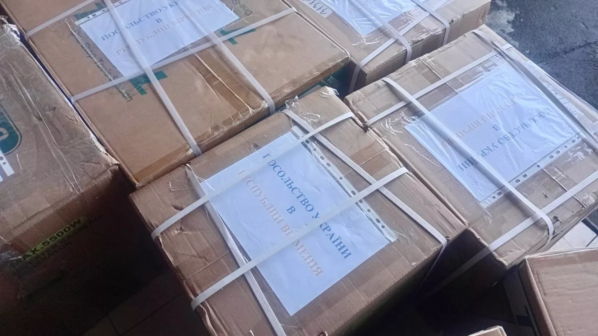 Armenian Red Cross delivers 12 generators to aid Ukraine’s energy crisis