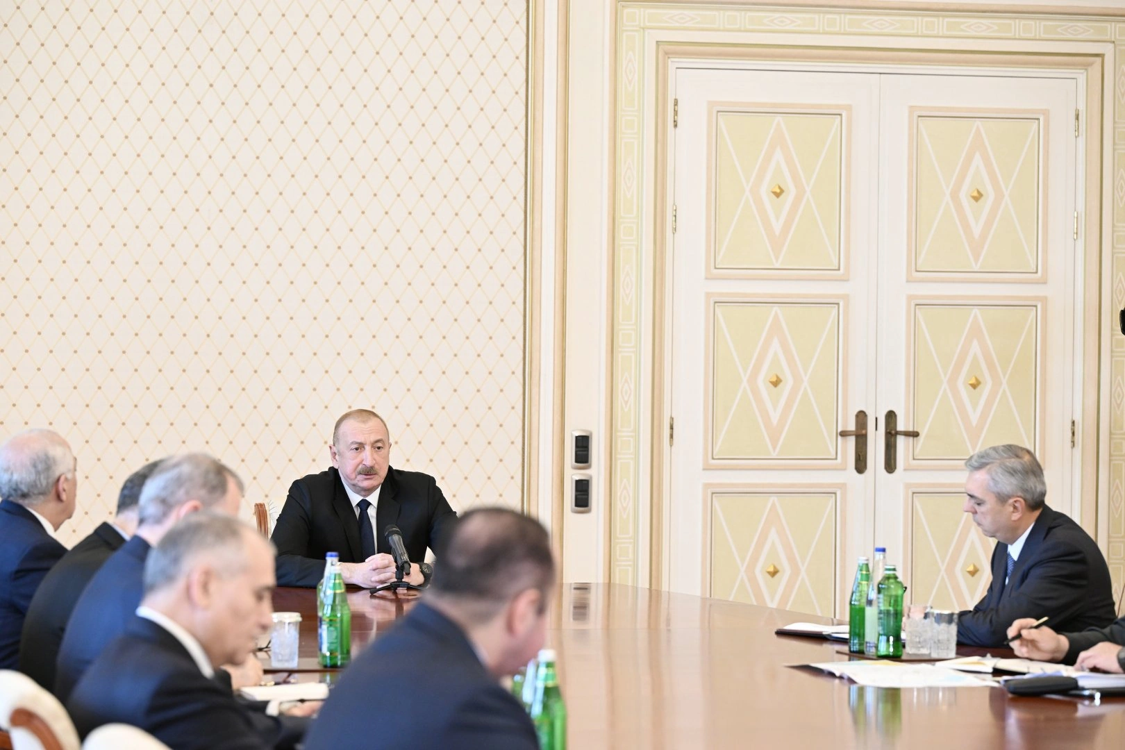 President Ilham Aliyev chairs Security Council meeting (PHOTO)